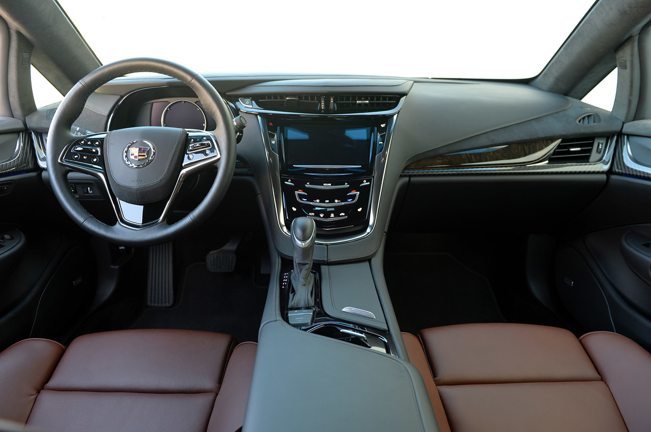 Cadillac ELR 2014