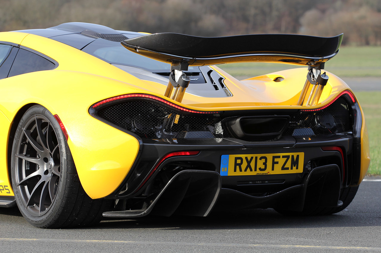 2015 McLaren P1 Turbo 3.8L V8 + E-Motor 903HP 3,075 LBS $1,150,000